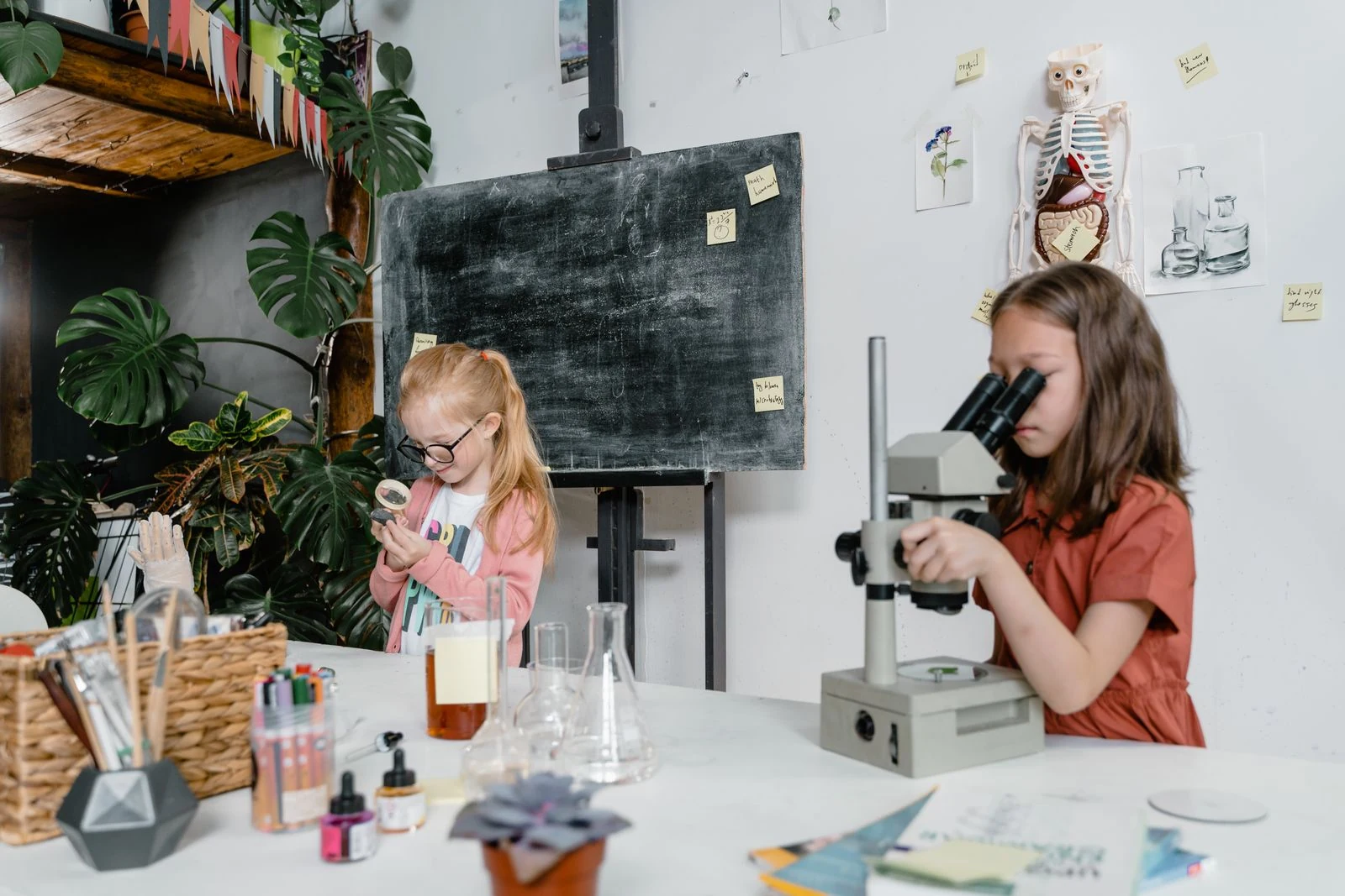 Foto stok ilustrasi Laboratorium Sains